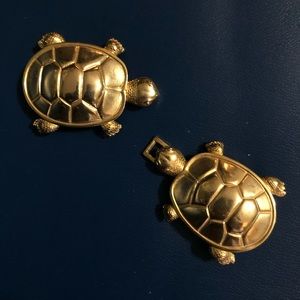 Vintage 🐢 belt buckle